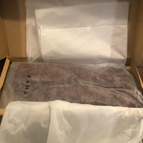 OVER THE KNEE SATIN BOOTS - Picture 5 of 5